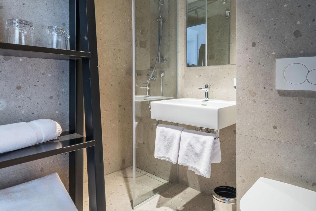 Beach Bay Hvar Hotel Хвар Екстер'єр фото