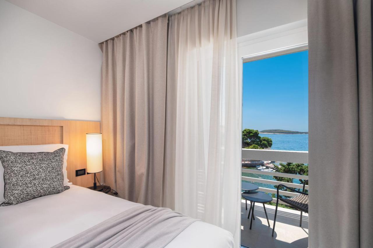 Beach Bay Hvar Hotel Хвар Екстер'єр фото