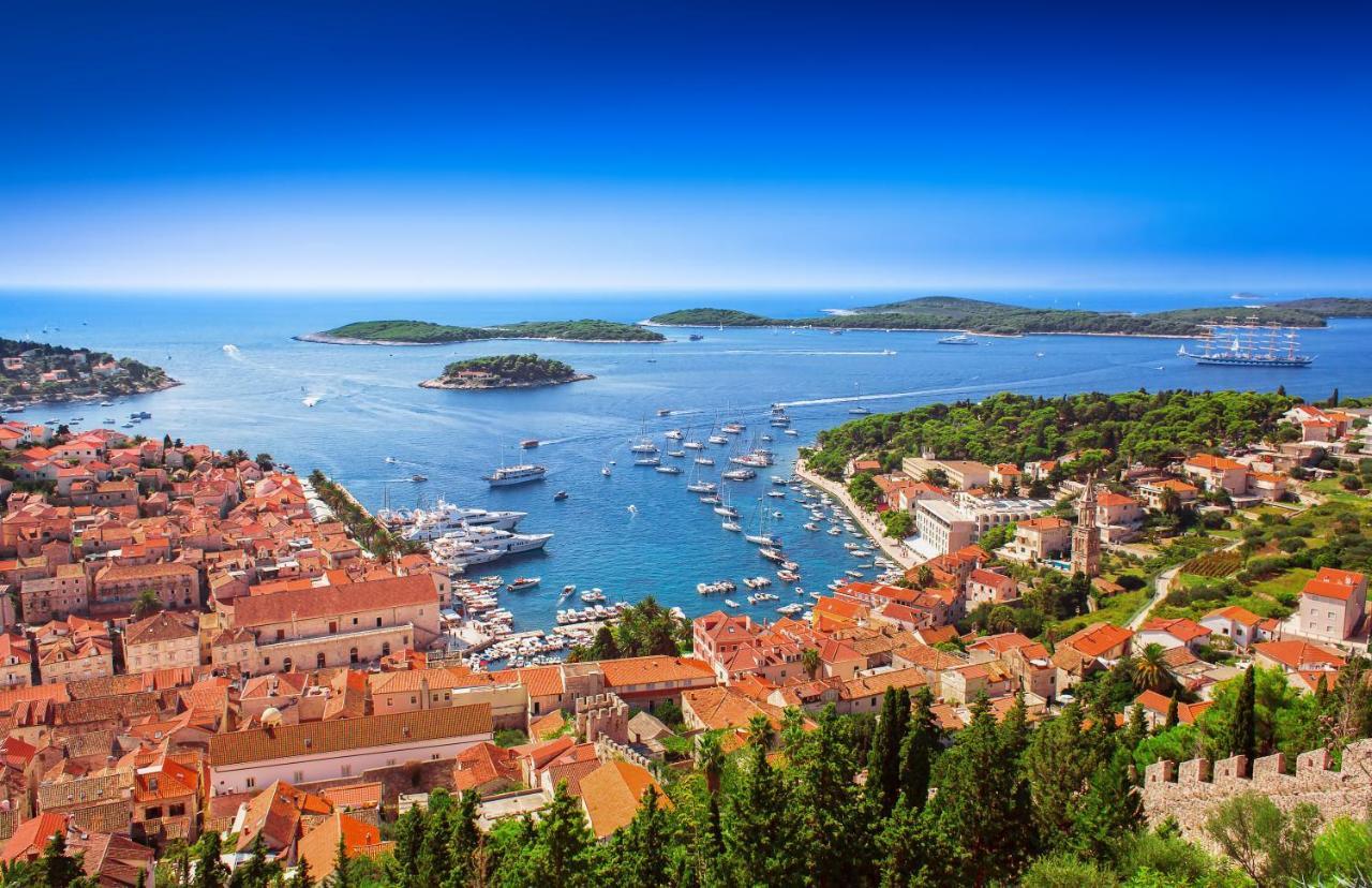 Beach Bay Hvar Hotel Хвар Екстер'єр фото